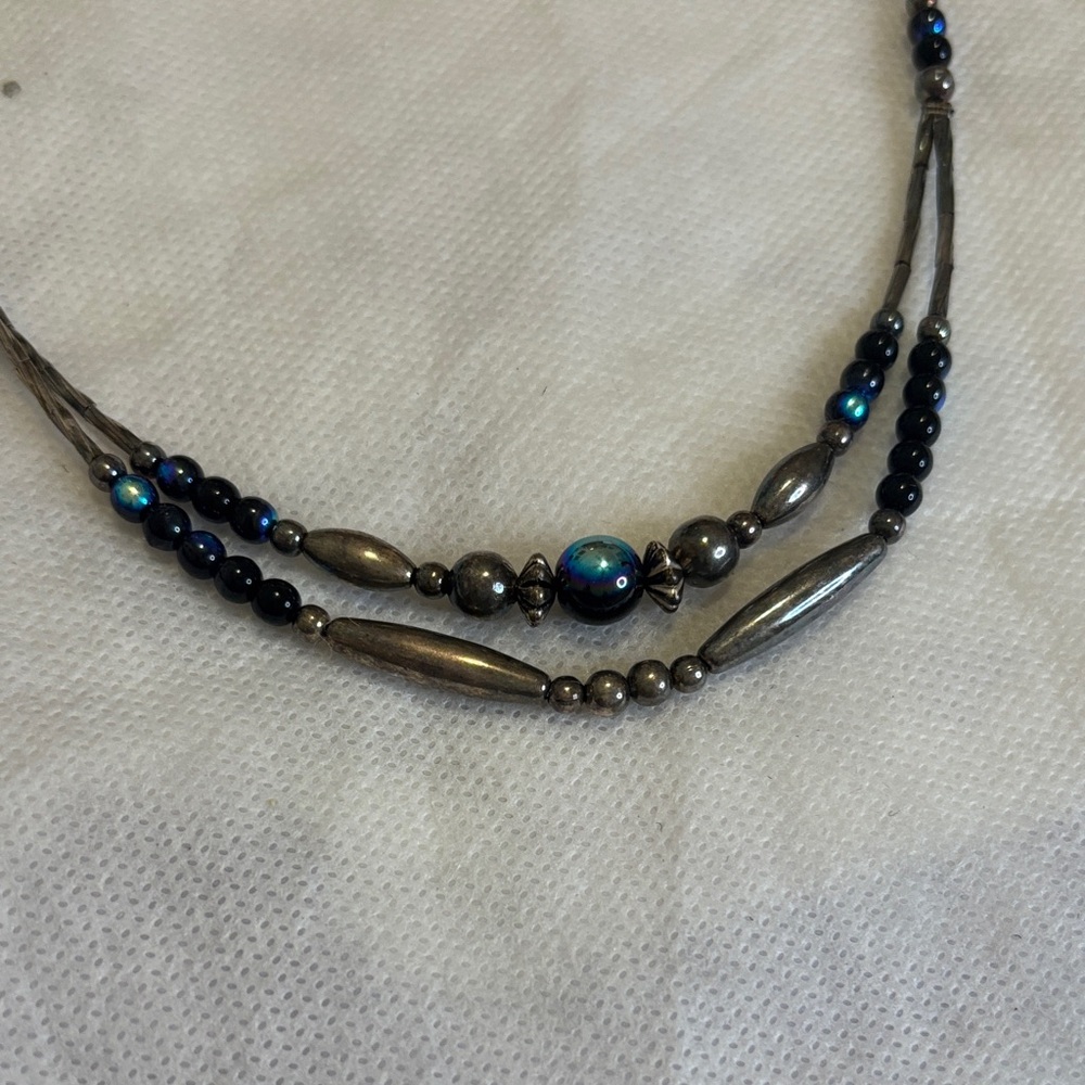 Chic Black and Silver Beaded Necklace - Picture 2 of 4